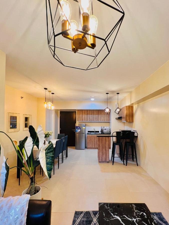 * *P Fantastic 2Br Option For 8 Διαμέρισμα Iloilo City Εξωτερικό φωτογραφία